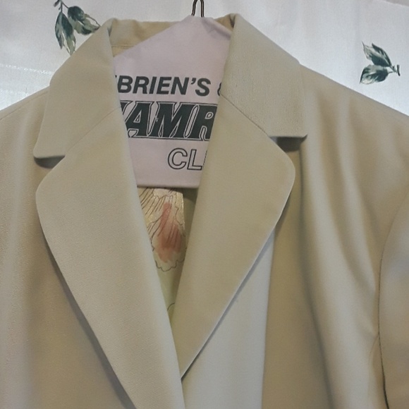 Jacket - Picture 2 of 3